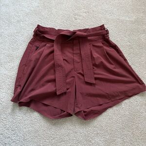 Athleta High Waist Copper Shorts size 8